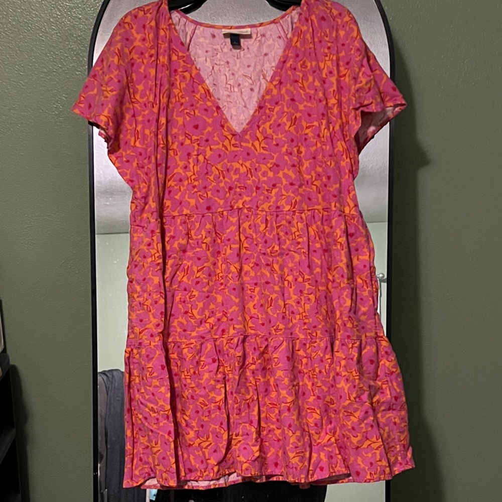 Universal Thread Pink and Orange Floral Top